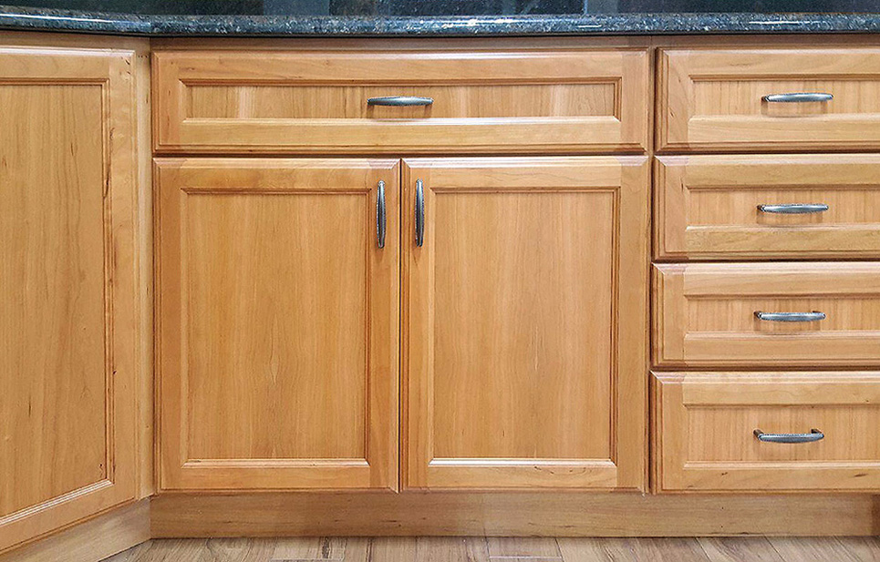 Nantucket Kitchen Cabinets - Builders Surplus