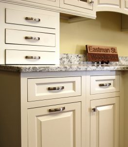 Cabinet hardware