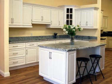 Newport White Kitchen Cabinets