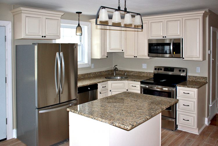 Builders Surplus Testimonials Eliades Testimonial