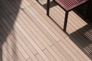 Discover composite decking ideas that combine style, durability, and easy maintenance for your outdoor space.