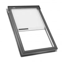 $195 Fixed Skylight w/ Solar Blind FS M06 2004CS (30 1/16 x 45 3/4) Deck Mount