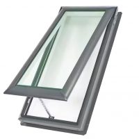 $295 Manual Fresh Air Skylight VS C06 2004 (21 x 45 3/4) Deck Mount