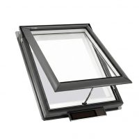 $395 Solar Powered Fresh Air Skylight VSS M04 2004 (30 1/16 x 37 7/8) Deck Mount