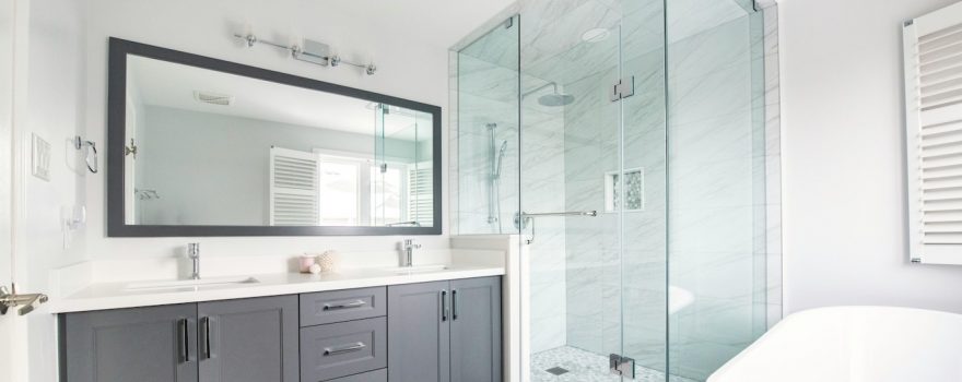 Discover budget bathroom remodel ideas that refresh your space without overspending — easy upgrades, smart swaps, and stylish tips inside.