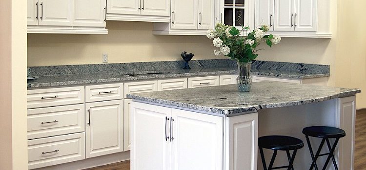 Wondering about kitchen cabinet installation cost? Here’s a clear breakdown of price ranges, what affects cost, and how to budget smart.