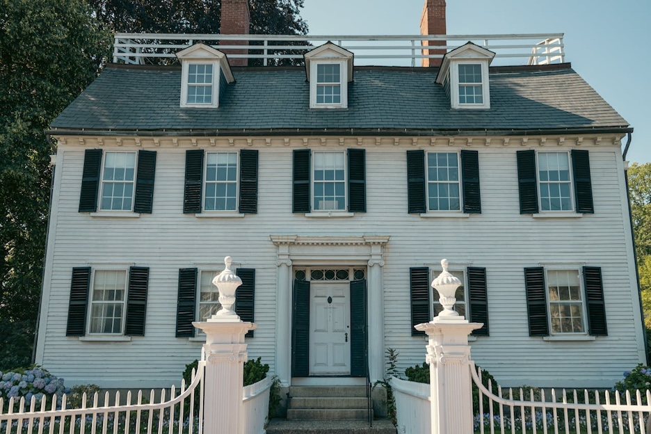 What Sets the Best Replacement Windows for Old Homes Apart from ...